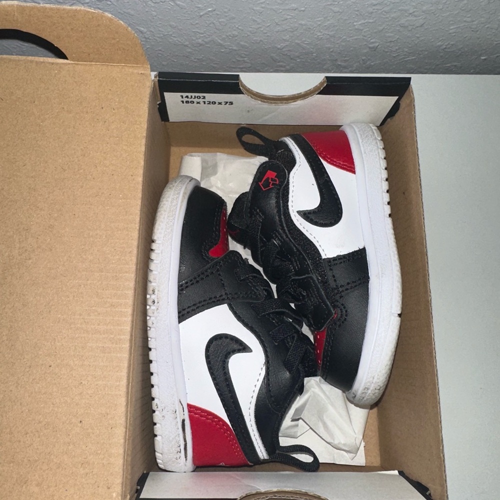 Nike Black and Red Sneakers